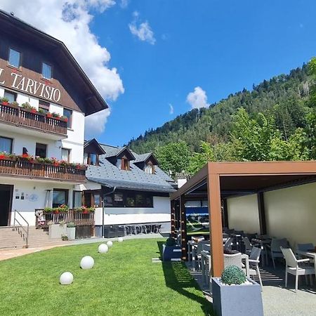 Hotel Tarvisio Four Seasons Exteriör bild