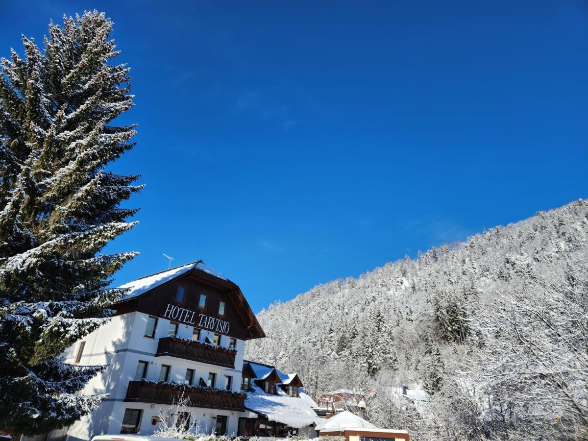 Hotel Tarvisio Four Seasons Exteriör bild