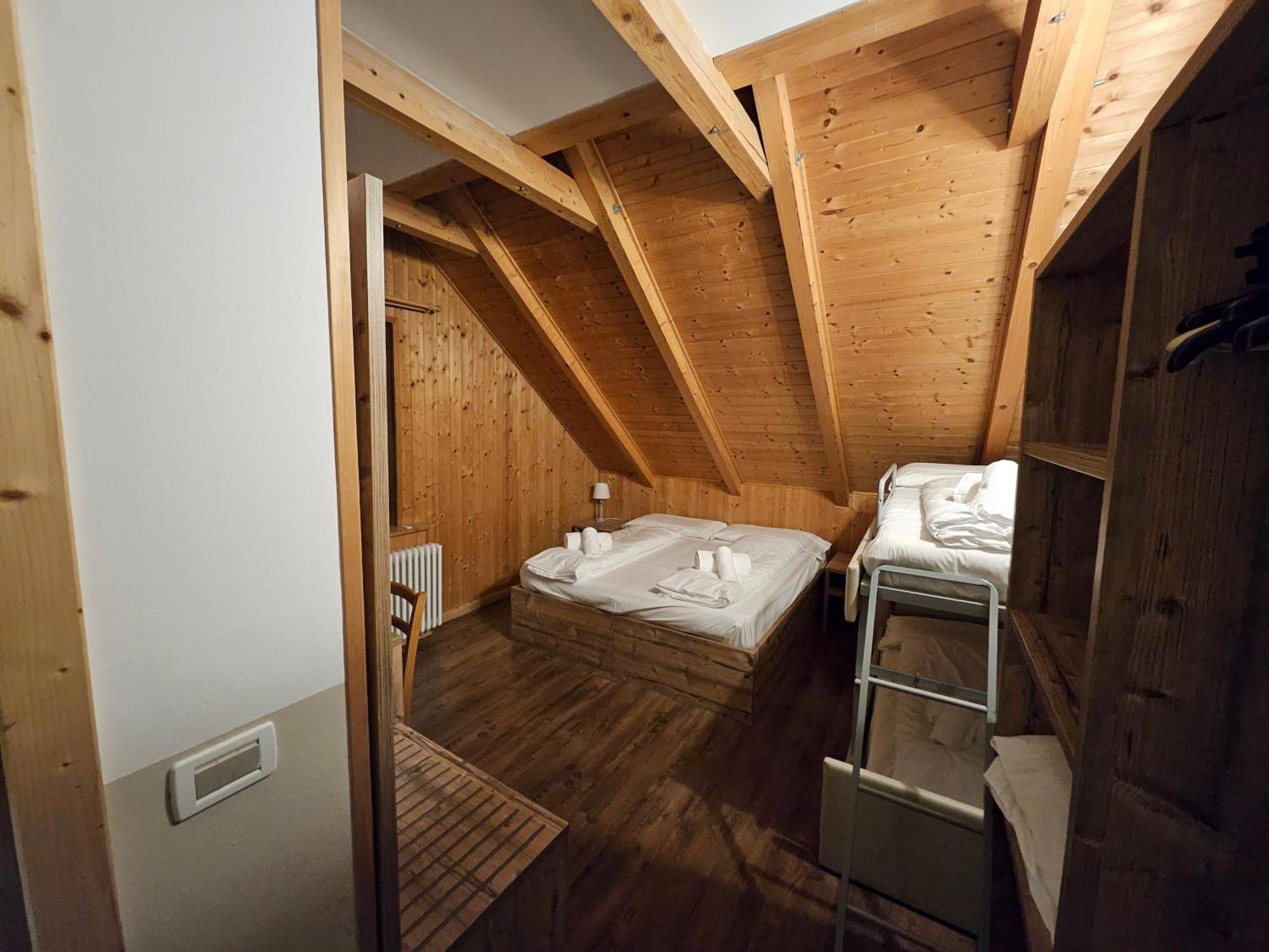 Hotel Tarvisio Four Seasons Exteriör bild