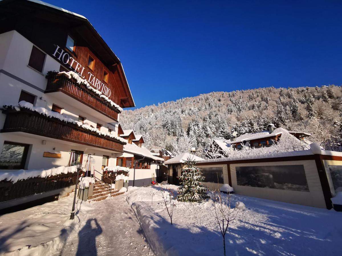 Hotel Tarvisio Four Seasons Exteriör bild